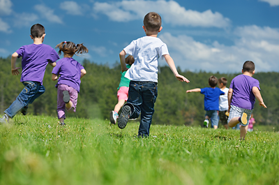 Photo: Kids running