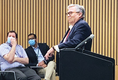 Photo: CRLC Program Director Bruce Schwartz, M.D. (right), observed that chief residents and faculty interacting in person was part of the meeting’s great success. Due to the COVID-19 pandemic, organizers canceled the 2020 conference.